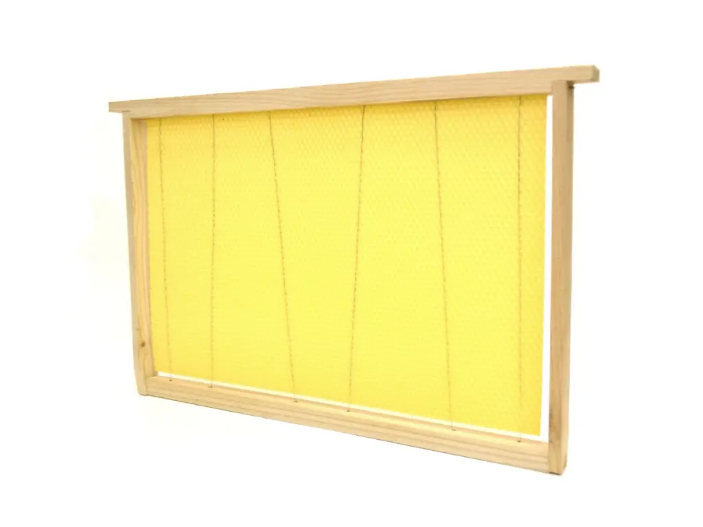 Cadre de corps Dadant monté avec cire gauffrée